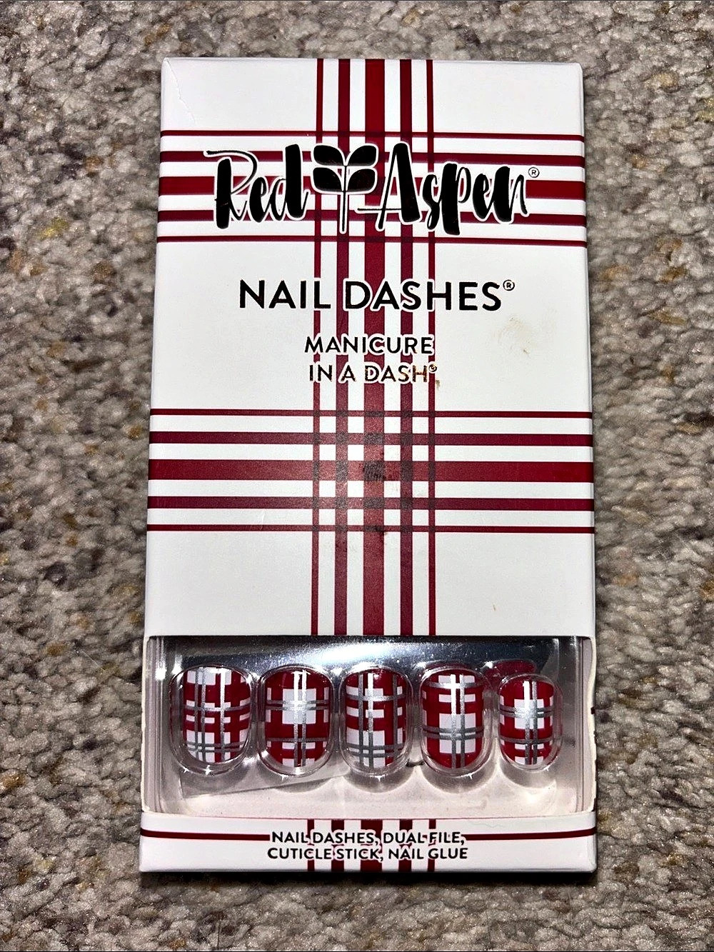 Red Aspen Posh Plaid, Perlette Press-On Nail Set Red & White